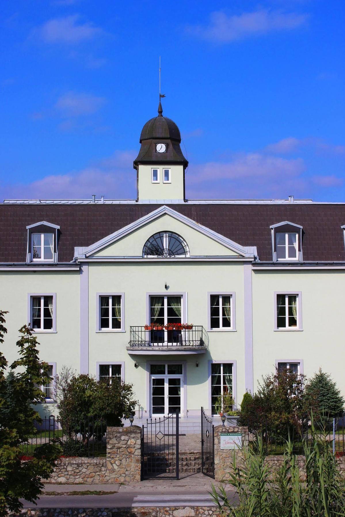 Hotel Kastiel Agatka Chorvatsky Grob Exterior foto